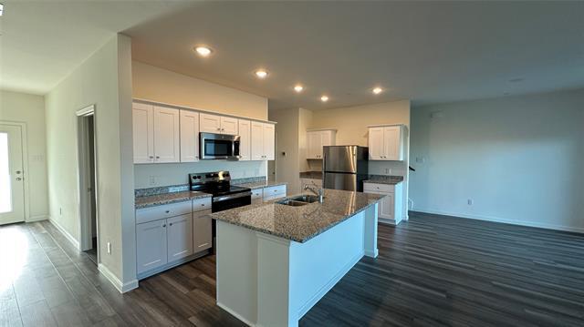 Building Photo - 1408 Lake Alpine Trl