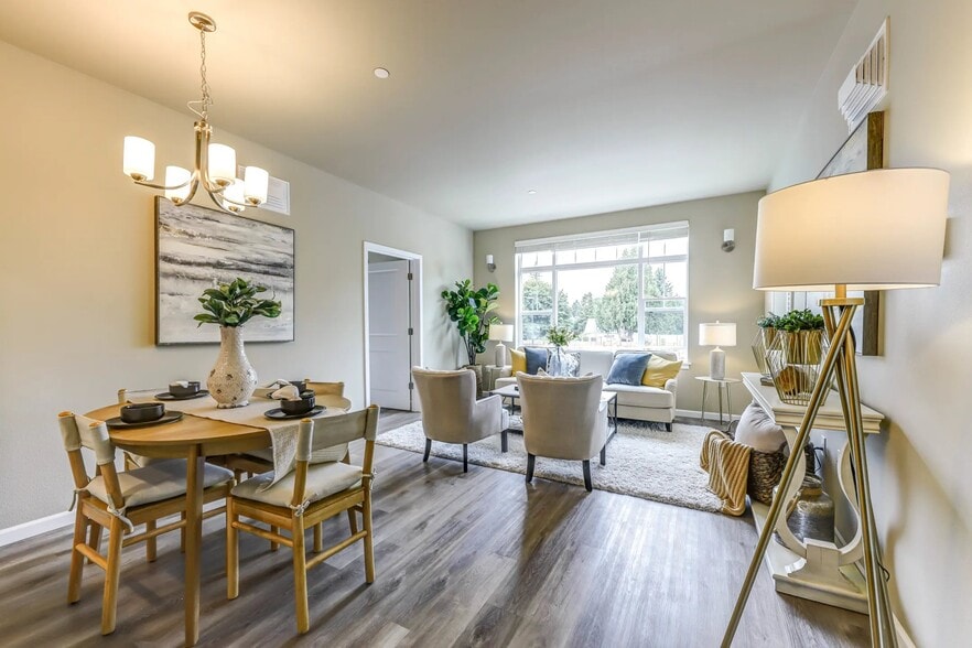 Building Photo - Silver Leaf Residences 1