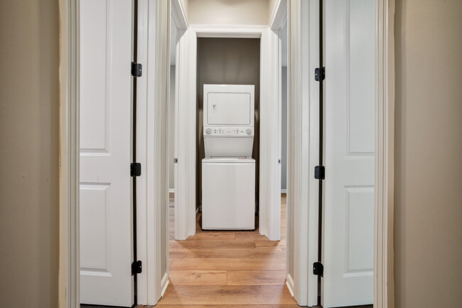 hallway - 1940 Elysian Fields Ave