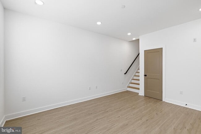 Building Photo - 4021 Brown St