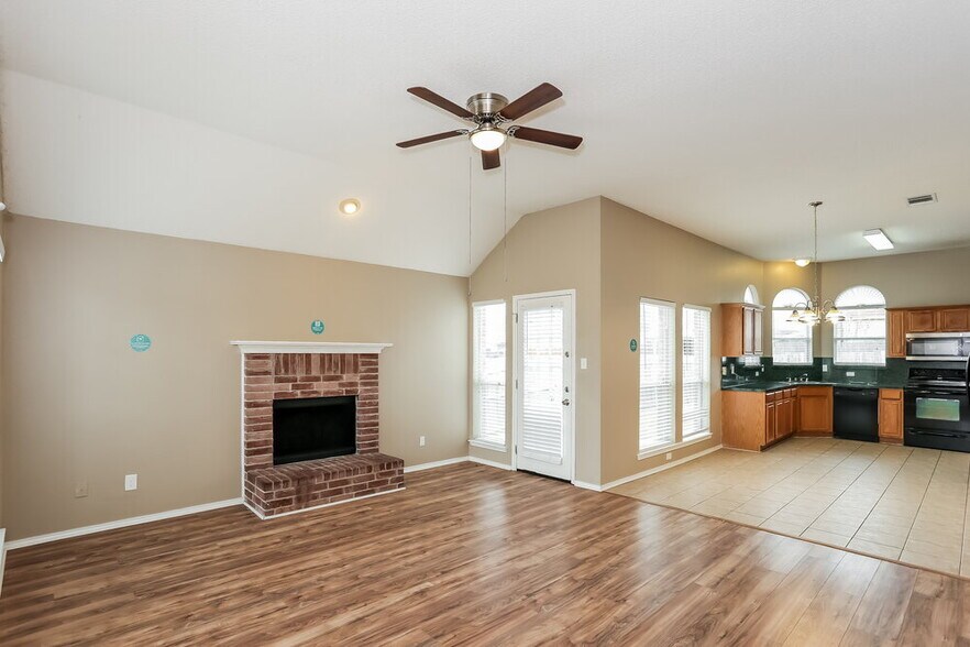 Building Photo - 1322 Riverview Ln