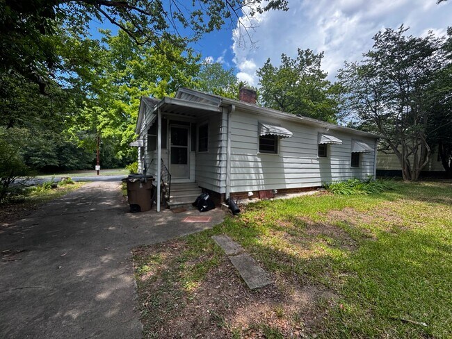 Building Photo - 2/1 House in Shelby, NC