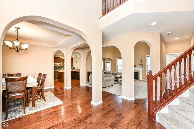 Building Photo - 12226 Eddington Place