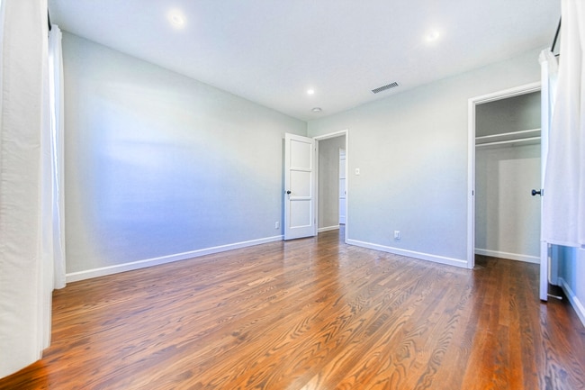 Building Photo - 4715 Berryman Ave