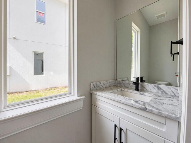 Building Photo - 1156 Windjammer Dr