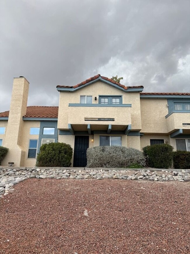 Building Photo - 2739 W Avenida Azahar
