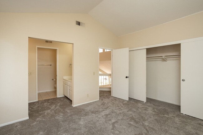 Building Photo - Beautiful Home In Coveted Rancho Del Oro!