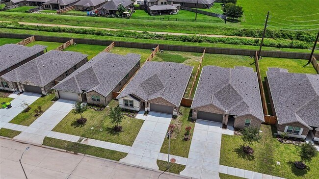 Building Photo - 6246 Brazos Trl Dr