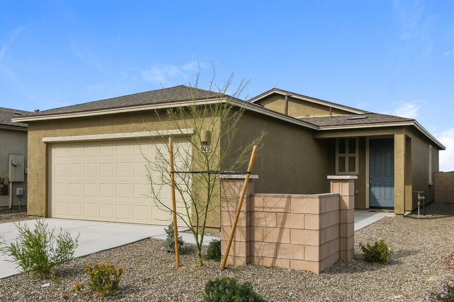 Building Photo - 10336 W Harper St