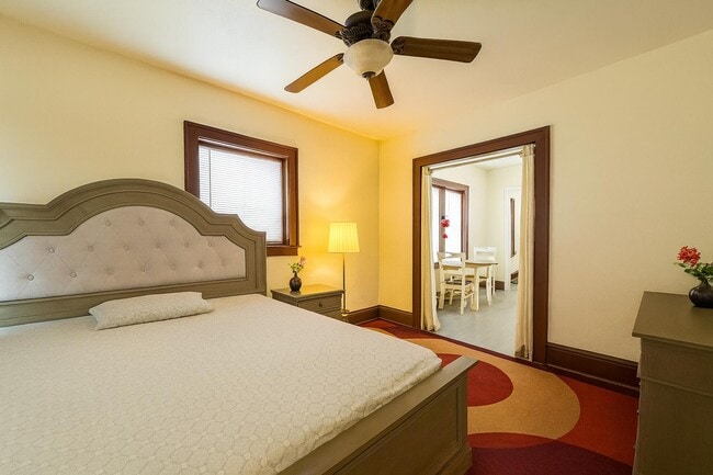 Building Photo - 1515 Taylor Ave