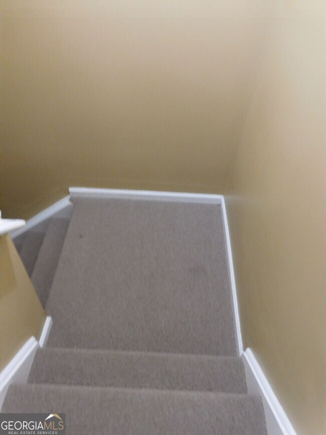 Building Photo - 566 Pond Lillies Rd SE