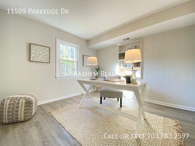 Building Photo - 11509 Parkedge Dr