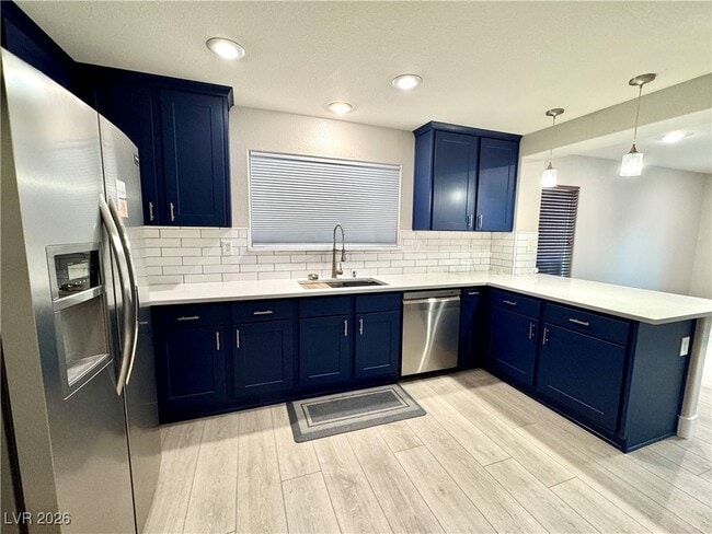 Building Photo - 11612 W Aruba Beach Ave