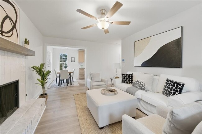 Building Photo - 180 Summit Ave SE