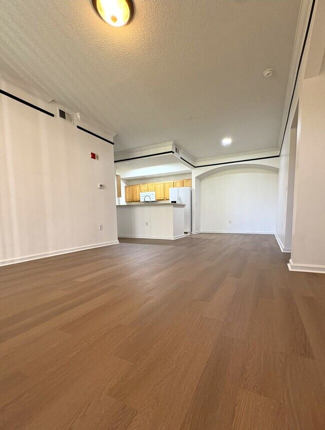 Building Photo - 3 Bedroom with Water View - Villanova at H...