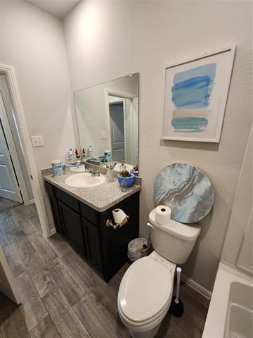 Building Photo - 9240 Castorian Dr