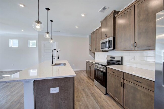 Building Photo - 401 Perth Dr