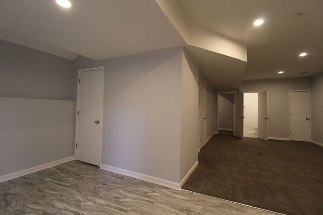 Building Photo - 3 Bedroom 2.5 Bath In Kansas City, Kansas