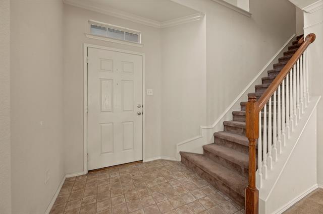Building Photo - 1415 Ravenwood Dr