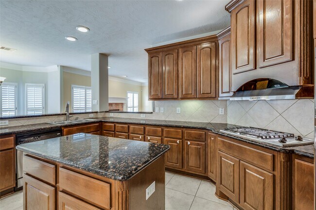 Building Photo - 2007 Botany Bay Ln