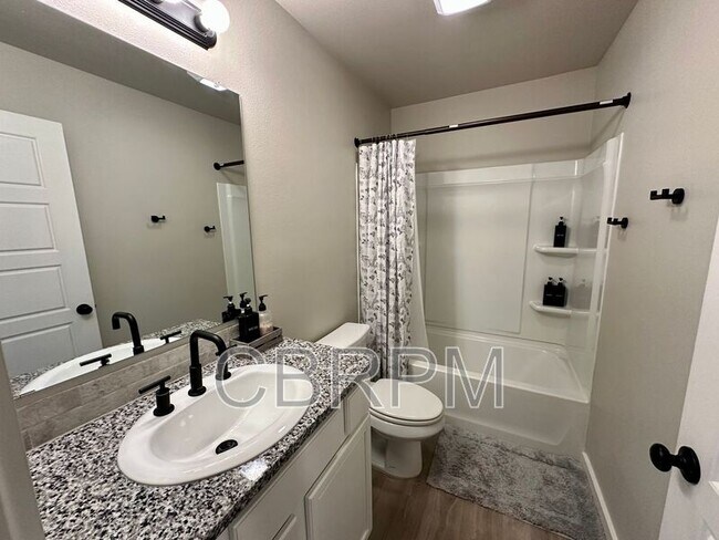 Building Photo - 2014 132nd St