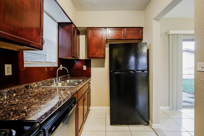 Building Photo - 7311 Miramar Pkwy
