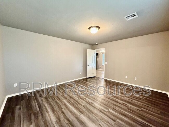 Building Photo - 2816 Cider Mill Ln