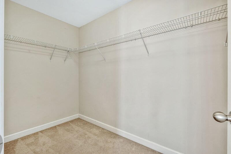 Building Photo - 2212 Wolford Cir