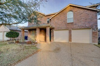 Building Photo - 506 Hickory Ln