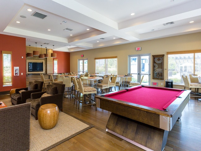 Building Photo - 5423 Ocean