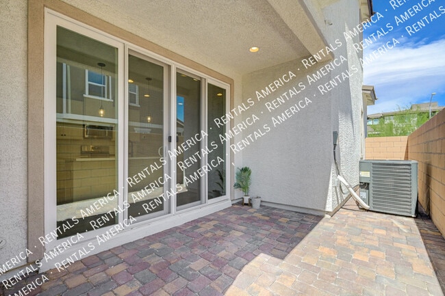 Building Photo - 4554 Cloudrest Peak St