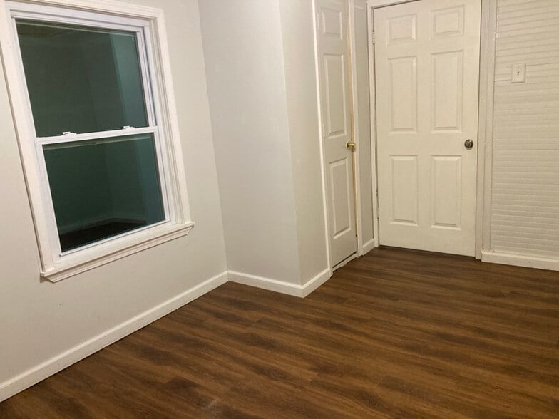 Building Photo - 3237 Kingston Hwy