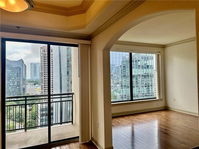 Building Photo - 3445 Stratford Rd NE