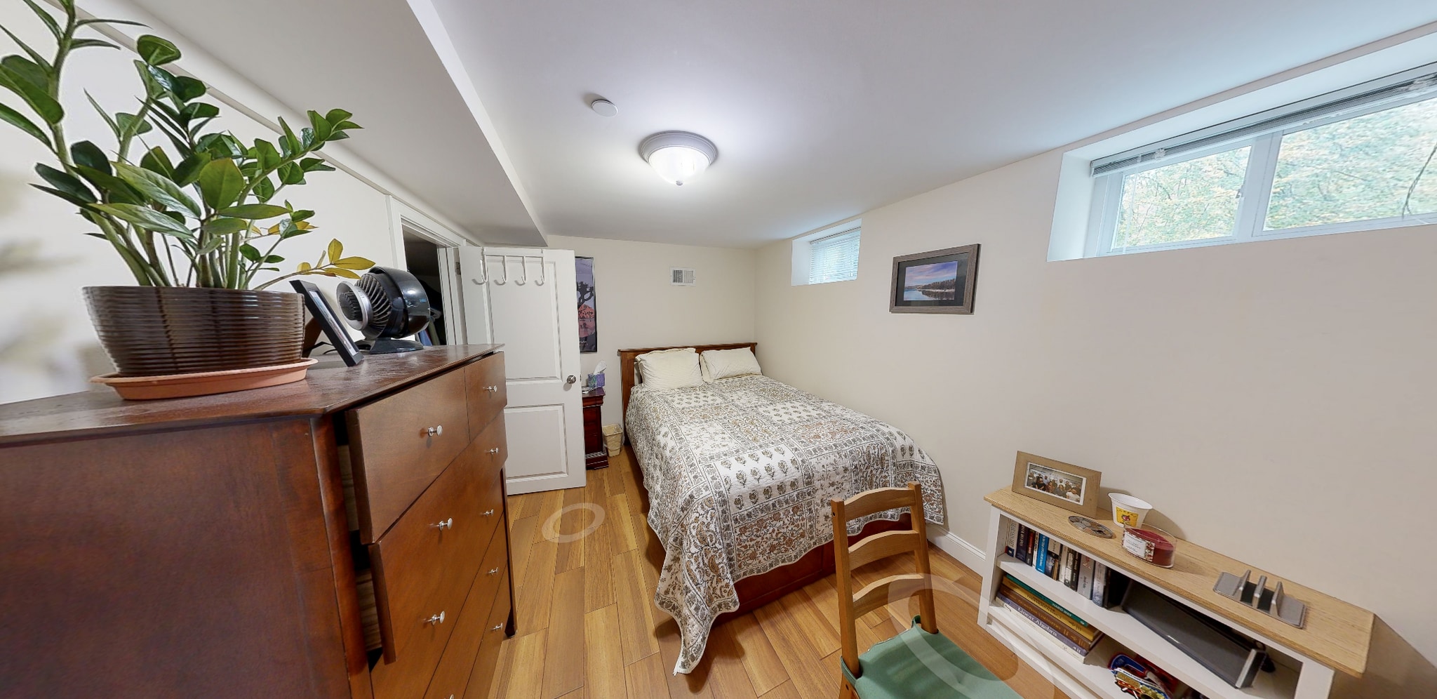 Building Photo - 16 Marney St