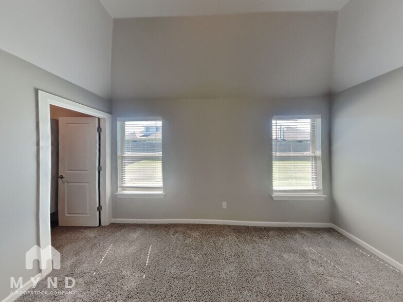Building Photo - 11815 Kylie Elizabeth Rd