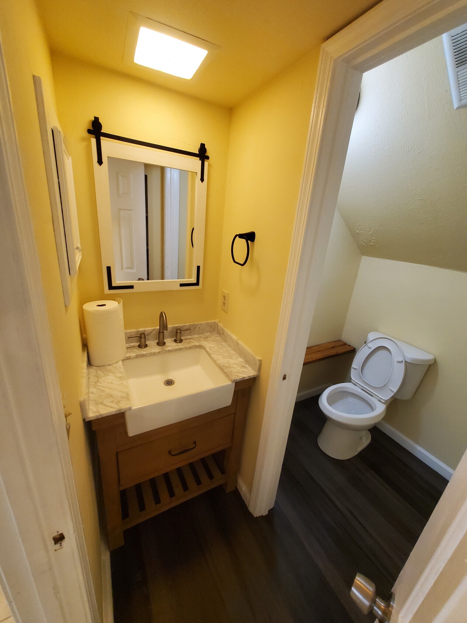 Building Photo - 2601 Jamestown Way