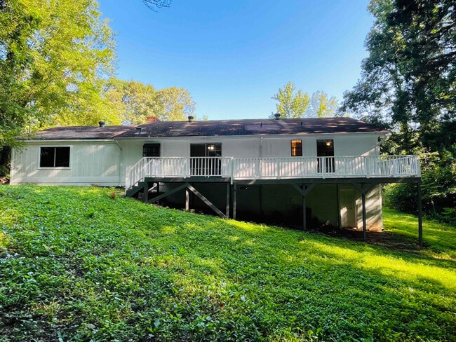 Building Photo - 125 Roseberry Ln