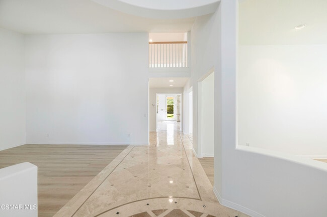 Building Photo - 3178 Sunset Hills Blvd