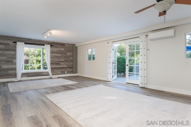 Building Photo - 4910 Ladera Sarina