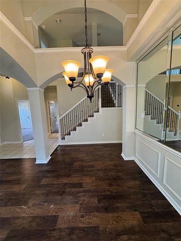 Building Photo - 3006 Upland Dr