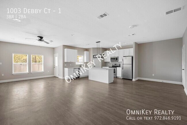 Building Photo - 1003 Debby Ct