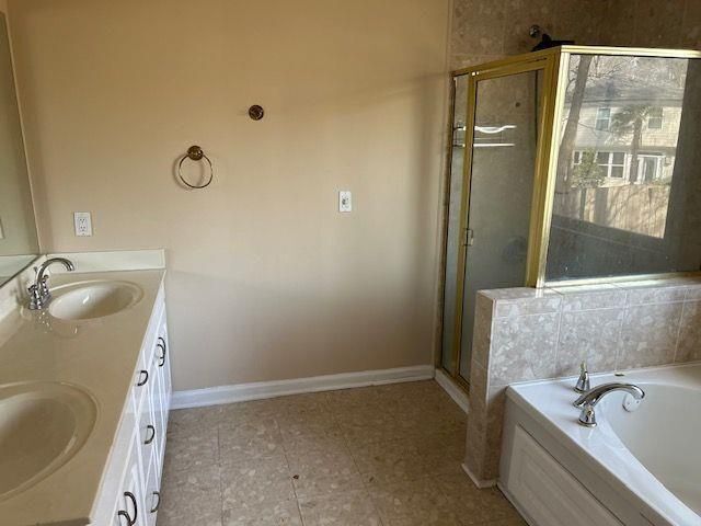 Building Photo - 1707 Grace Ct SE