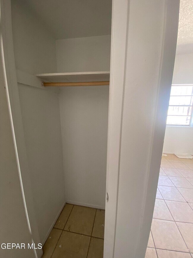 Building Photo - 8913 Ankerson St