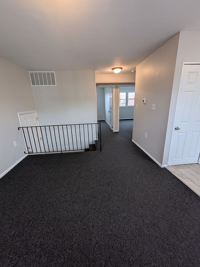 Building Photo - 4402 McMenamy St