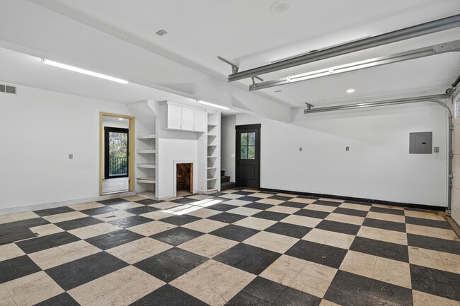 Building Photo - 15801 Andrie St NW