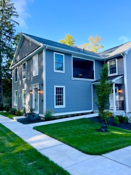 Building Photo - 179 Butternut St