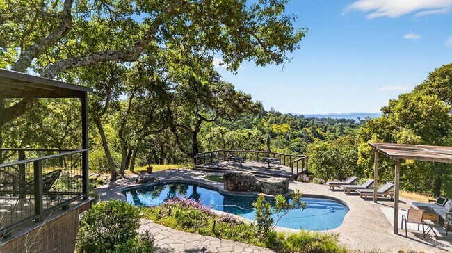 Building Photo - 3662 Lovall Valley Rd