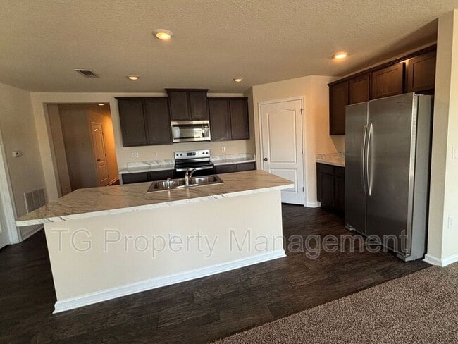 Building Photo - 15668 Palfrey Chase Dr