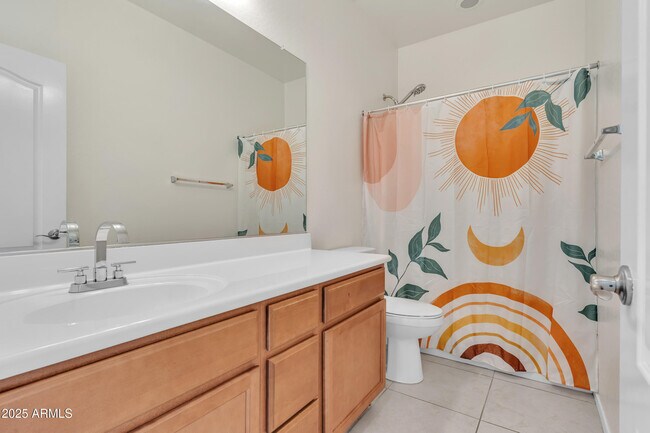 Building Photo - 2354 E Bellerive Dr