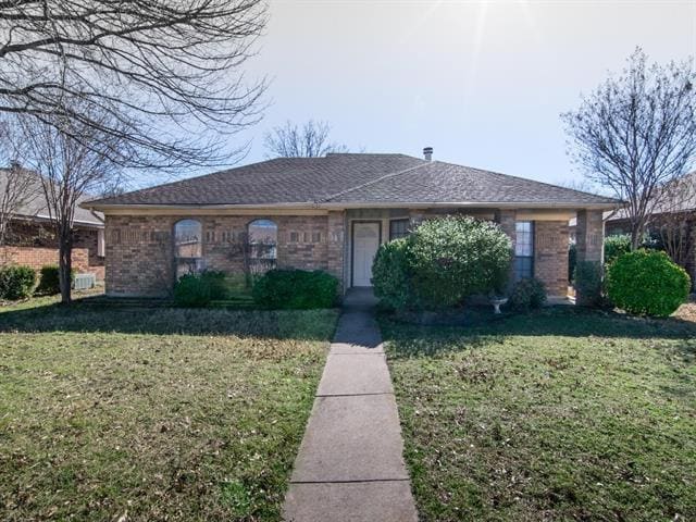 Primary Photo - 1520 Mayflower Dr